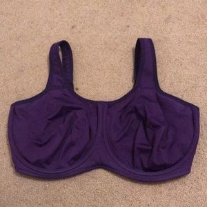 Purple sports/workout bra (name brand)